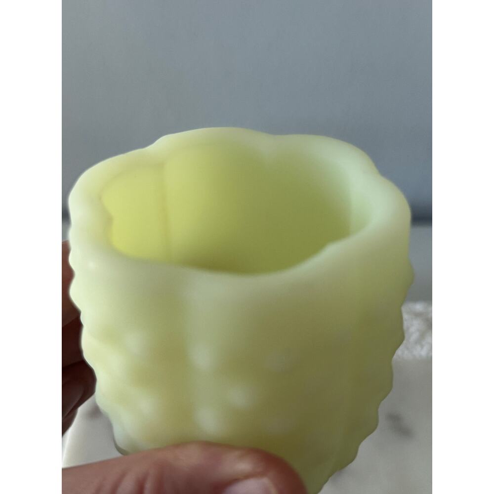 Custard Uranium Glass Hobnail Fairy Lamp Satin UV Reactive Glow - Picture 9 of 13